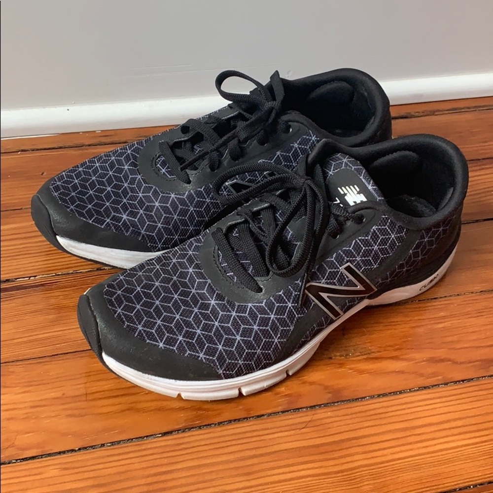 New Balance 711 Sneakers